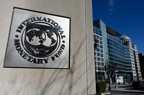 FMI para informe FORO ECONOMIA Y TRABAJO