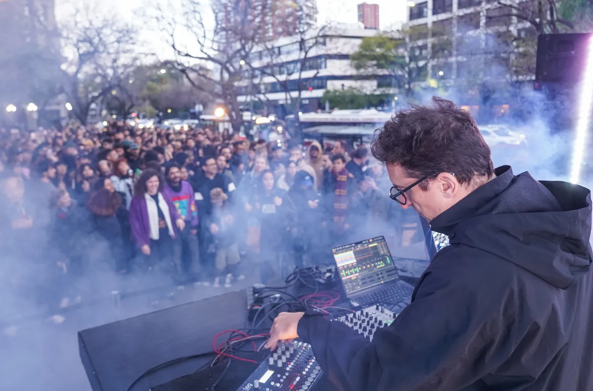 20eb56a8-0487-db2f-30ad-81e7c9f861e8