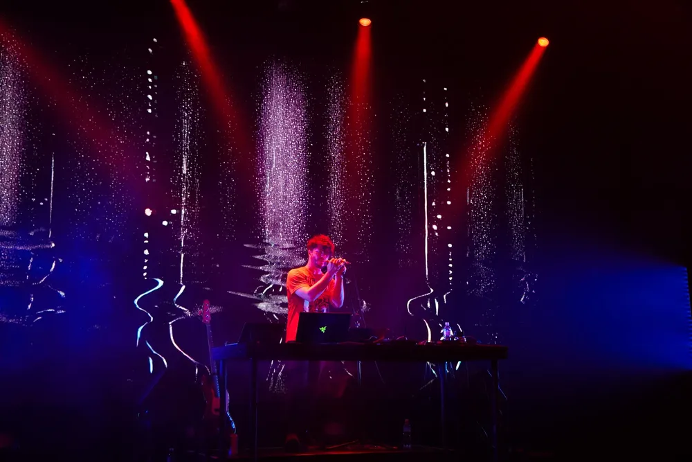 Venice Bleach x Ristband en Artlab 01- foto de Mateo Cianfoni