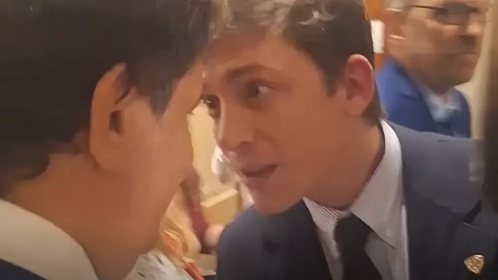 fuerte-cruce-santiago-caputo-y-facundo-manes