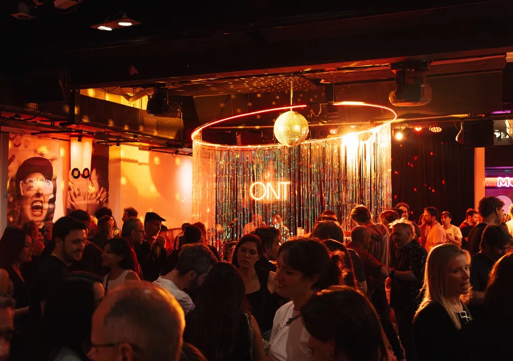 99bac162-9427-0b38-7d7f-ba5486aabd85